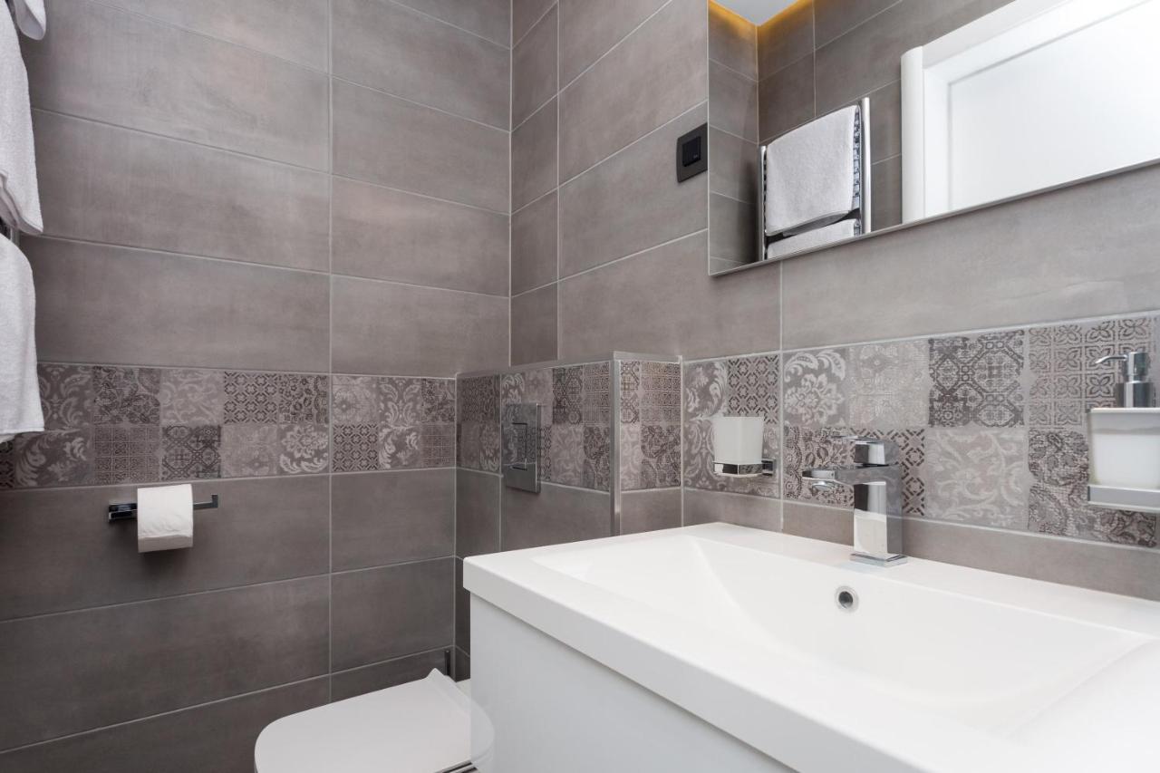 Peragro Apartment